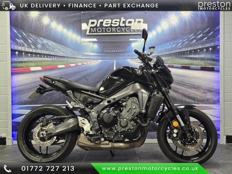 YAMAHA MT-09