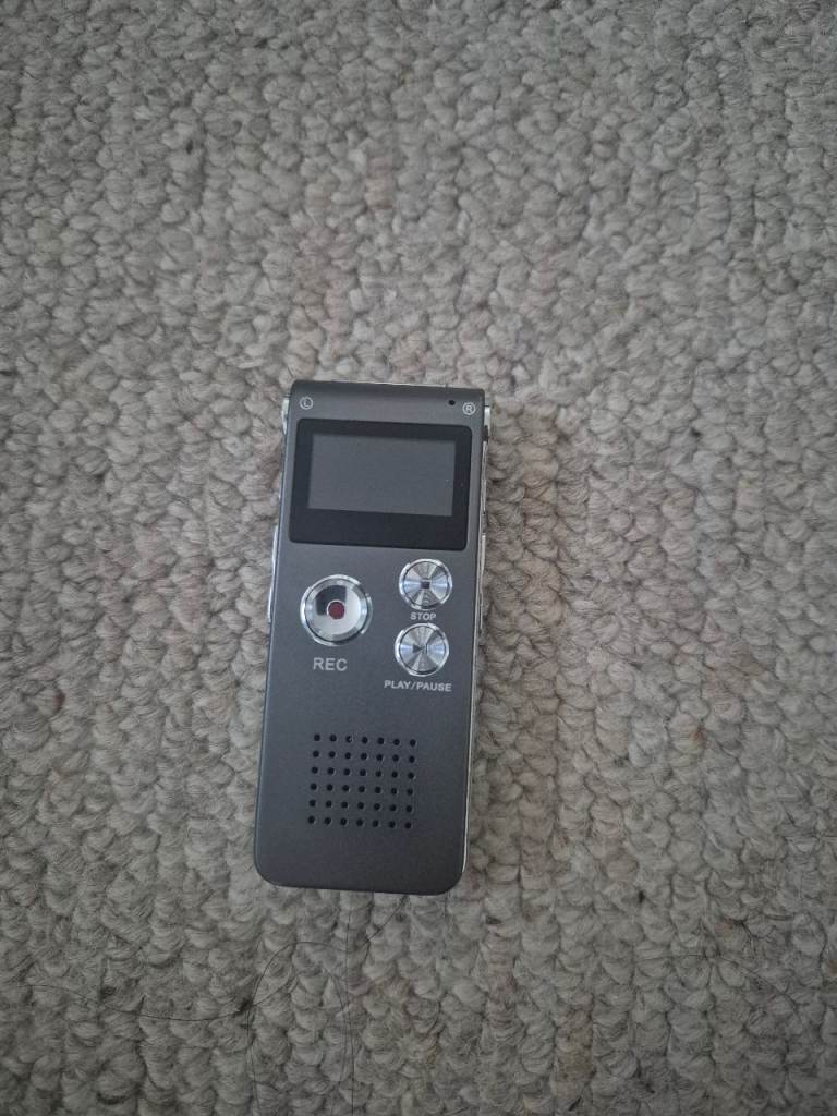 Voice recorder