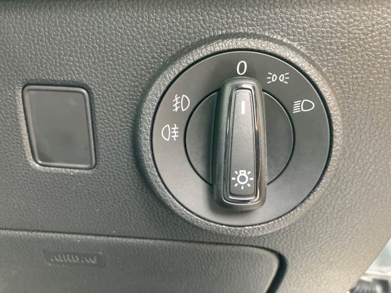 2023 SEAT Ateca 1.5 TSI EVO SE Technology 5dr DSG Estate PETROL Automatic