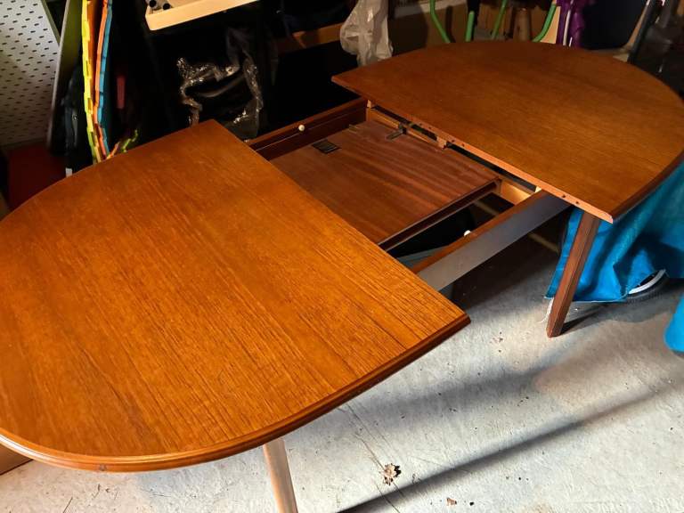 Vintage Teak Extending Oval Dining Table By Meredew Retro 1960s
