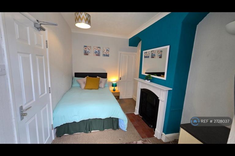 1 bedroom in Kimberley Road, Newcastle-Under-Lyme, ST5 (#2728037)