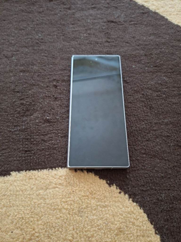 Samsung Z Fold 6