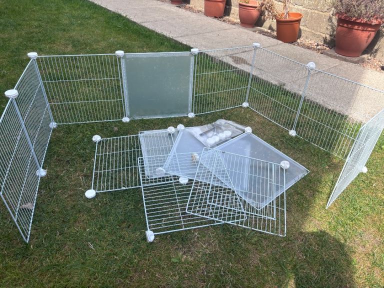 HOMIDEC Rabbit Run,Puppy Pen with Door,Indoor/Outdoor DIY Metal Pet Fence - white