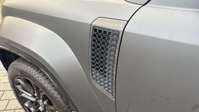 2025 Land Rover Defender 4.4 P635 Octa Edition One 110 5dr Auto SUV Petrol Automatic