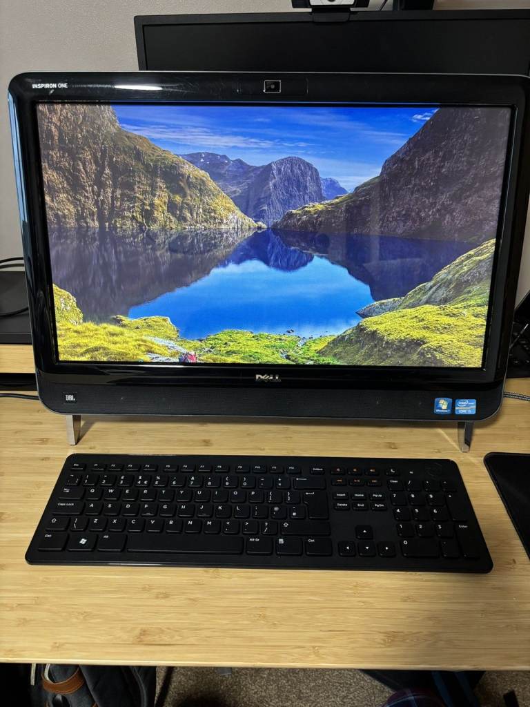 Dell All-in-One Desktop PC with Keyboard and Mouse WINDOWS 11