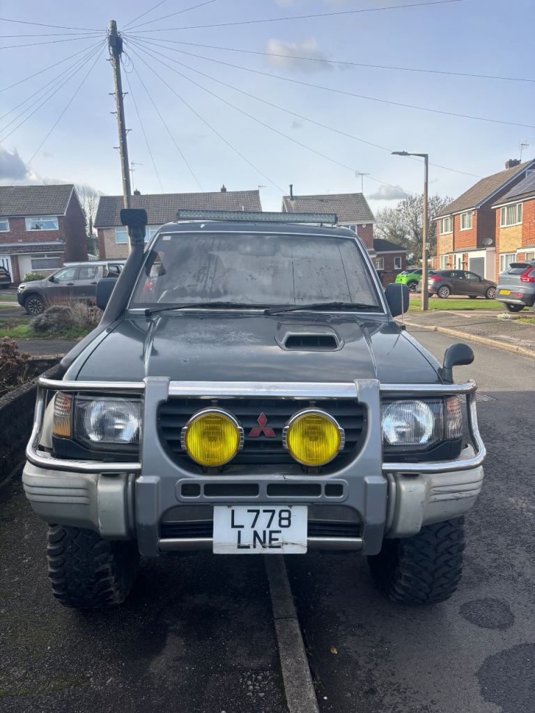 Mitsubishi, 1994, 2830 (cc)