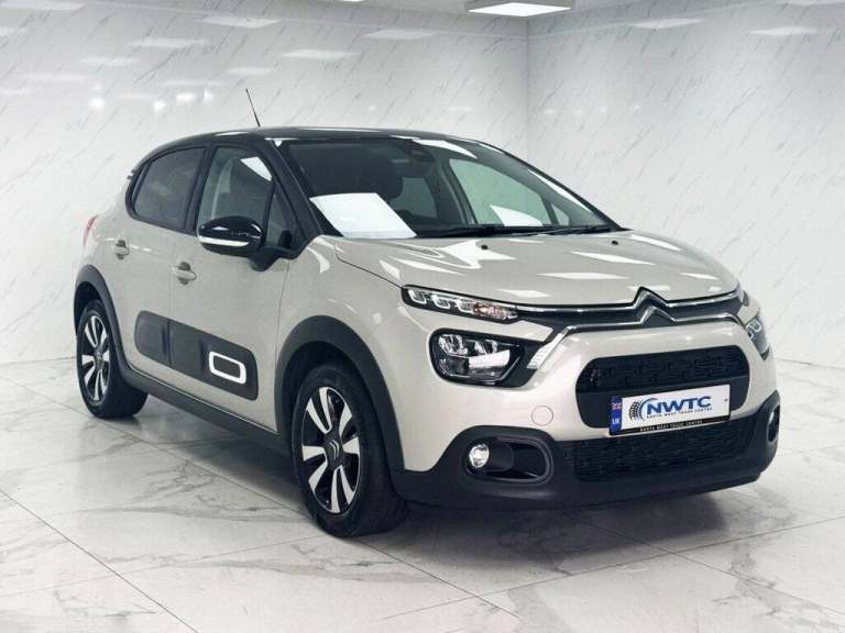 2024 Citroen C3 1.2 PureTech PLUS Hatchback 5dr Petrol Manual Euro 6 (s/s) (83 ps) 1 OWNER Hatchb...