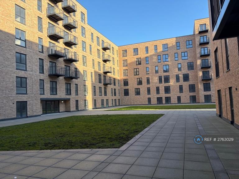 1 bedroom flat in Bridgewater Wharf, Salford, M5 (1 bed) (#2763029)