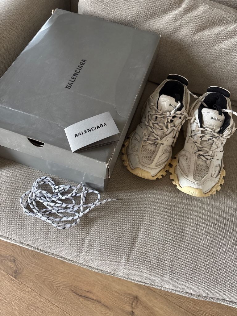 Balenciaga Tracks