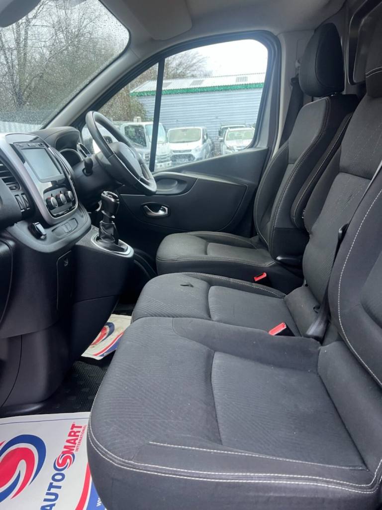 2019 Renault Trafic 2.0 dCi ENERGY 30 Sport Panel Van 5dr Diesel Manual LWB Standard Roof Euro  P...