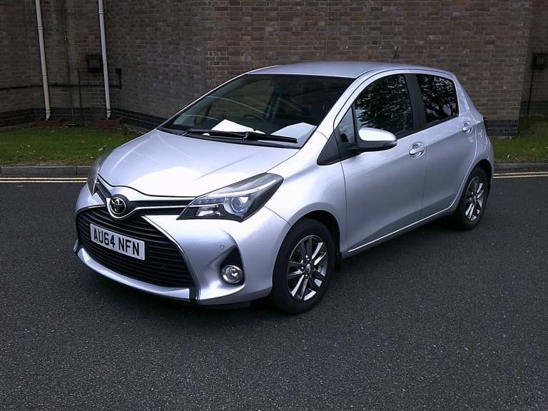 2014 Toyota Yaris 1.33 VVT-i Icon 5dr HATCHBACK Petrol Manual