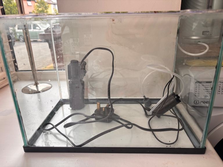 Fish Tank small starter 36x23x26