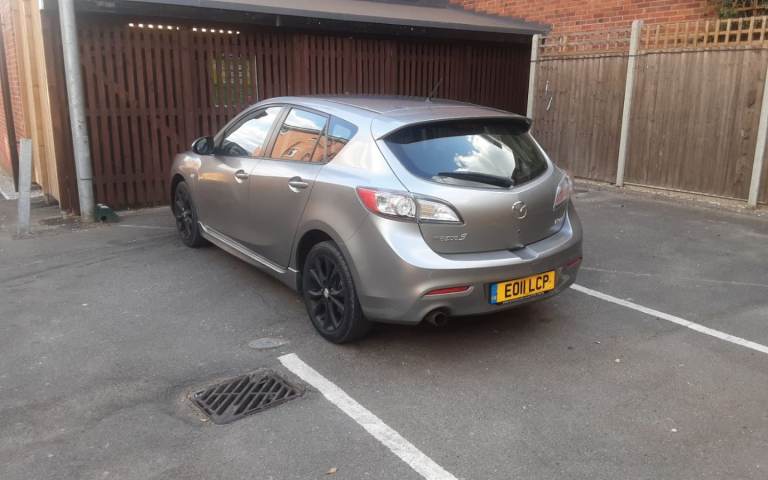 2011 Mazda 3🟠 MOT until 27th July 2027🟠1.4 petrol manual🟠 extensive service history🟠 ISOFIX🟠