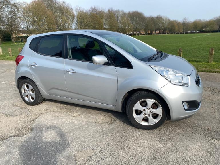 2011 Kia Venga 1.6 3 5dr Auto HATCHBACK Petrol Automatic