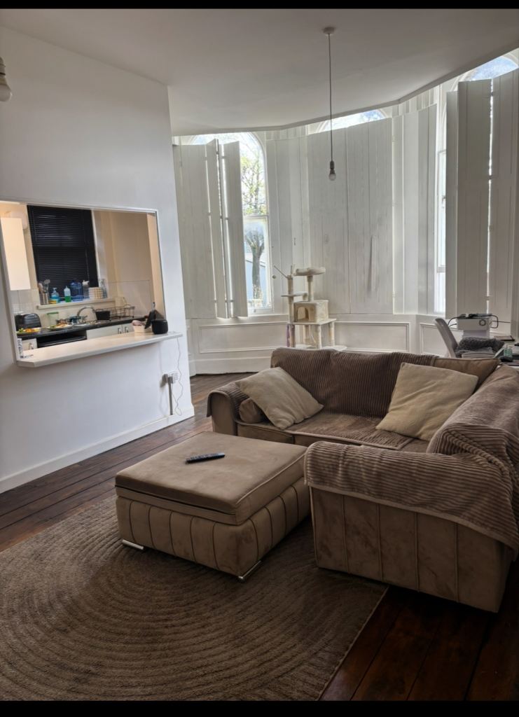 Oversized 1 Bed in Twickenham (TW1)  – Wants 2 Bed Swap