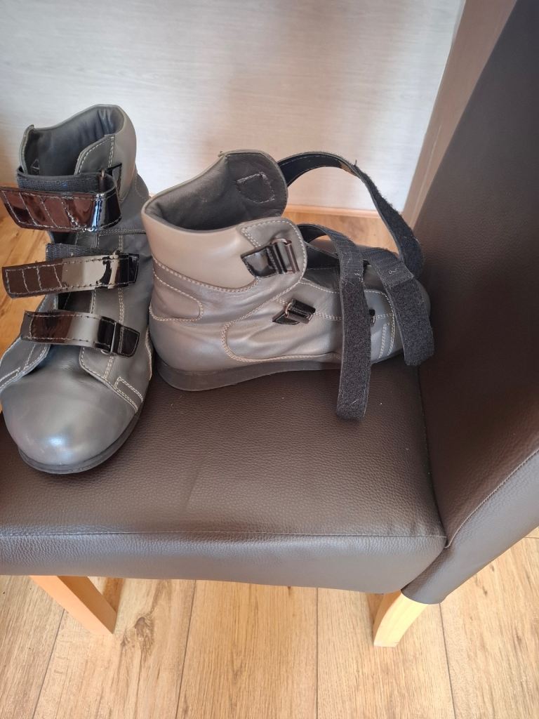 Orthopaedic Boots for Women