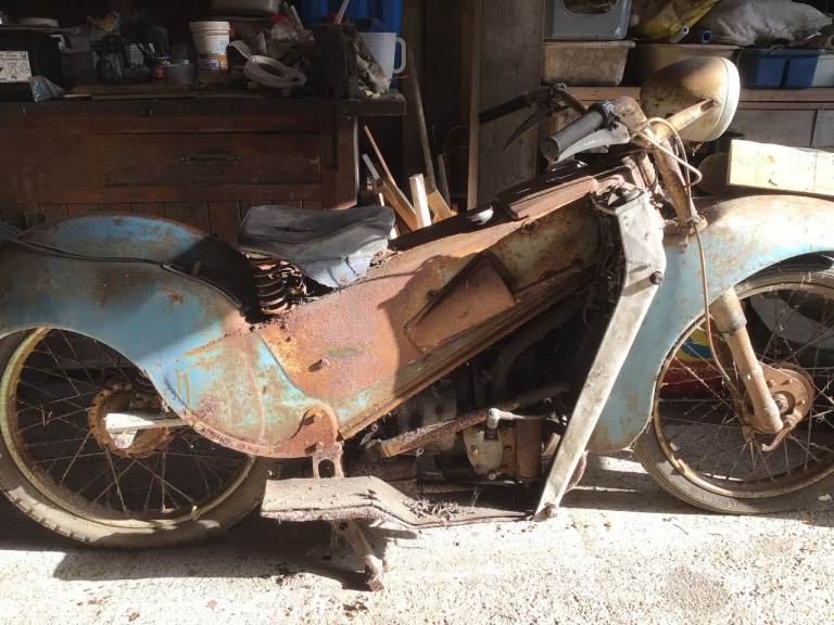 For Restoration or Spares