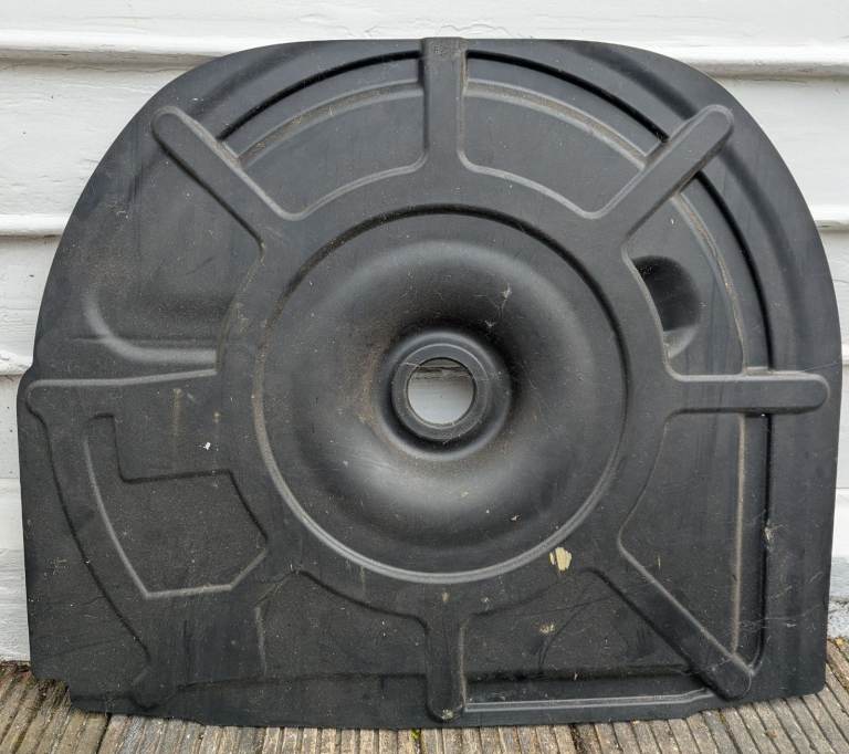 Audi TT MK1 spare wheel cover