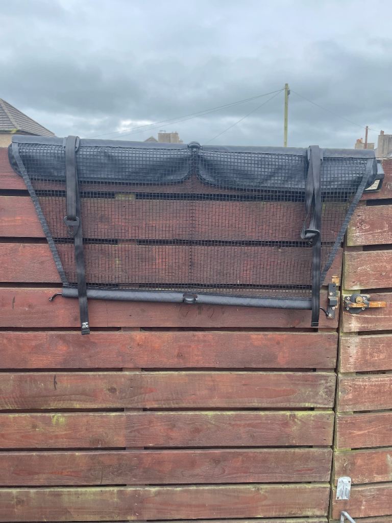 XC90 Mk1 Dog Guard/Cargo Net
