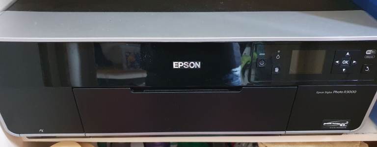 Epson Stylus R3000 with ink