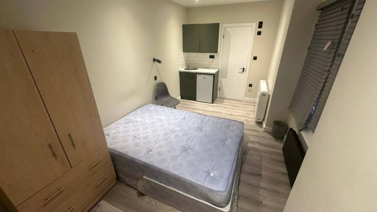 BENEFITS ACCEPTED - Studio Flat Available in Plumstead Abbey Wood Greenwich SE2