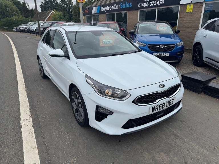 KIA CEED 1.6 CRDi 3 White Manual Diesel 2018