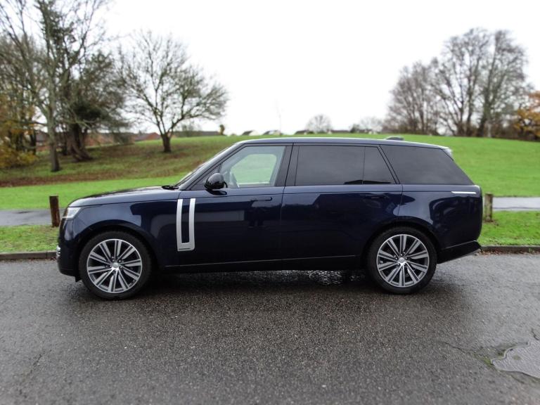 2022 Land Rover Range Rover 4.4 P530 V8 Autobiography Auto 4WD Euro 6 (s/s) 5dr (LWB, 7Seat) ESTA...