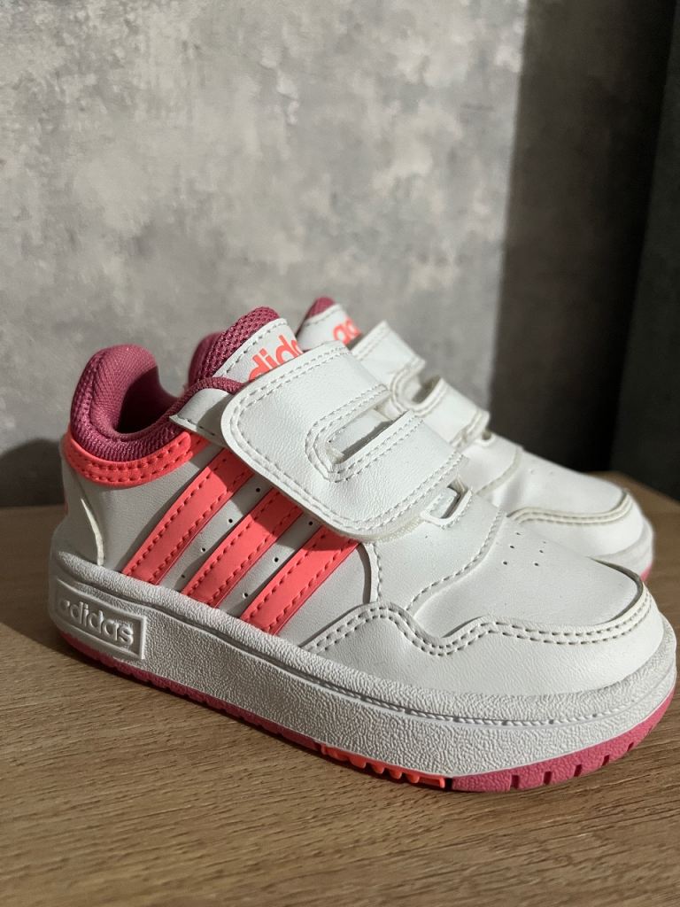 Adidas & H&M kid’s shoes size 6.5/7 