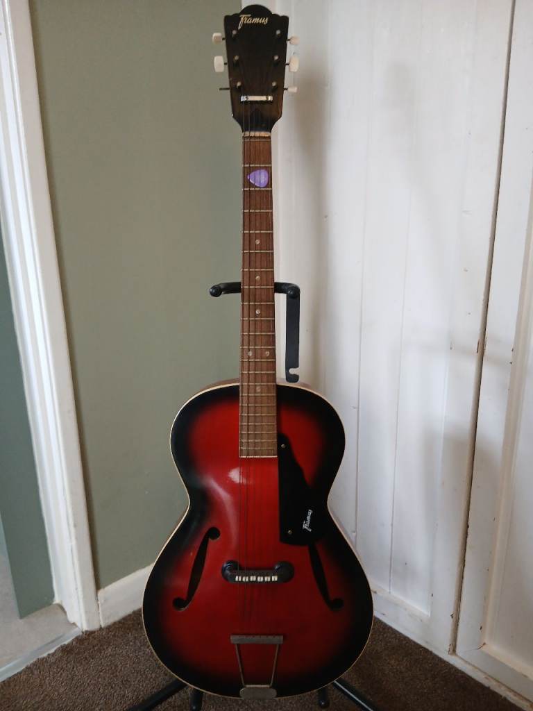 Framus 5/50 Archtop Guitar - Red Sunburst, Good Condition
