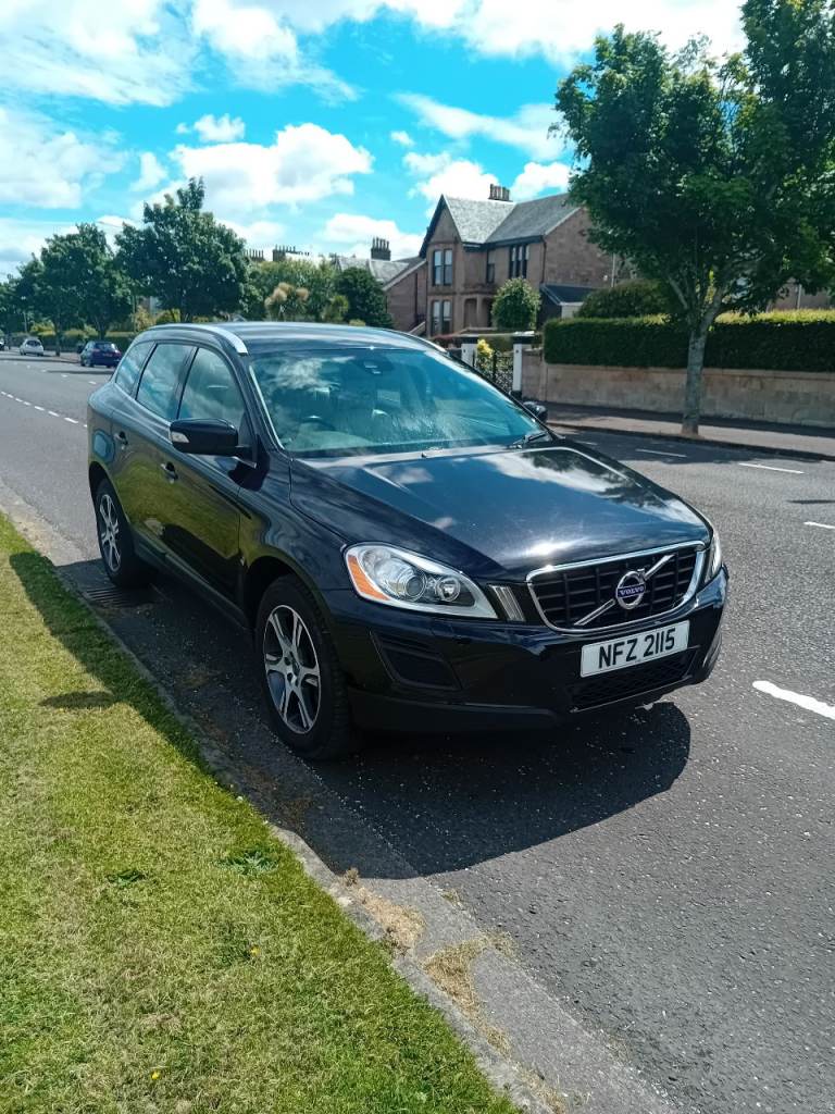 Volvo, XC60, Estate, 2013, Manual, 2400 (cc), 5 doors