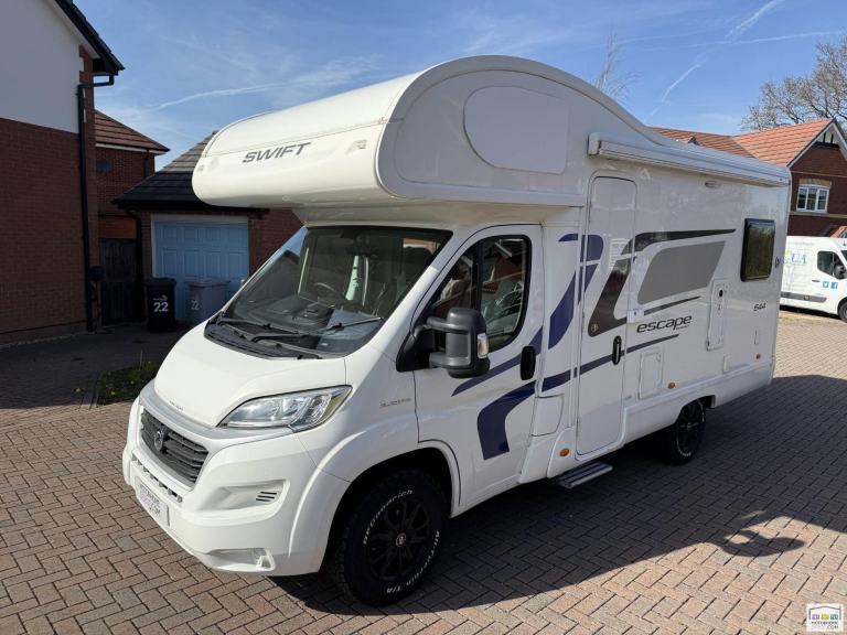 Swift Escape 644 4 berth/belt U shaped lounge family motorhome for sale