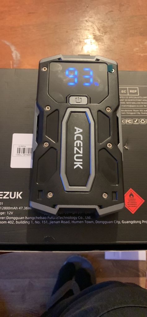 Portable jump starter 