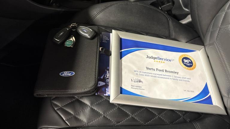 2022 Ford Puma 1.0 EcoBoost Hybr mHEV 155 ST-Line Vignale 5dr DCT Petrol Hatchback Hatchback Petr...