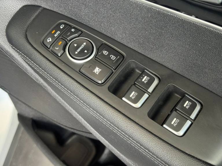 2015 Kia Sorento 2.2 CRDi KX-3 SUV 5dr Diesel Auto AWD Euro 6 (197 bhp) ESTATE Diesel Automatic