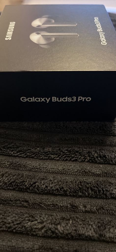 Samsung Galaxy buds3 Pro (Brand new)