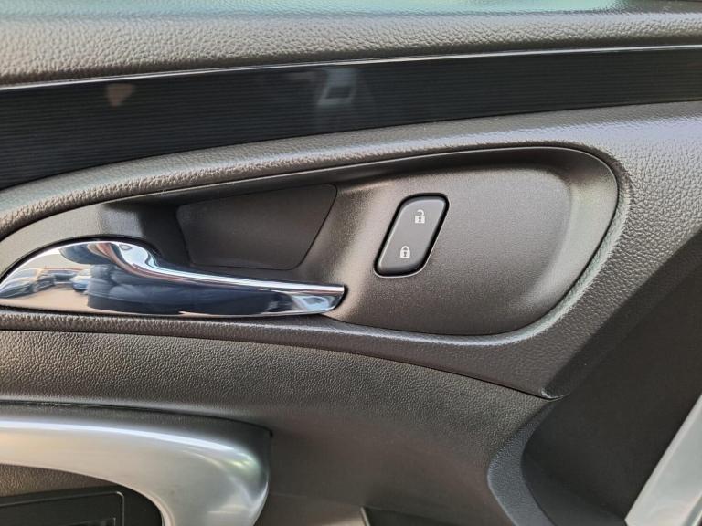 2014 Vauxhall Insignia 2.0 CDTi ecoFLEX Tech Line Sports Tourer Euro 5 (s/s) 5dr ESTATE Diesel Ma...