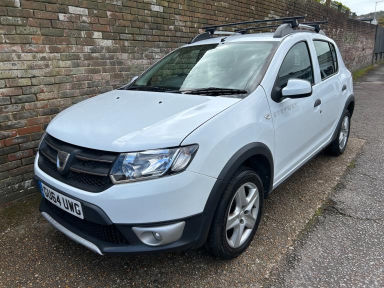 2014 Dacia Sandero Stepway 1.5 dCi Laureate Hatchback 5dr Diesel Manual Euro 5