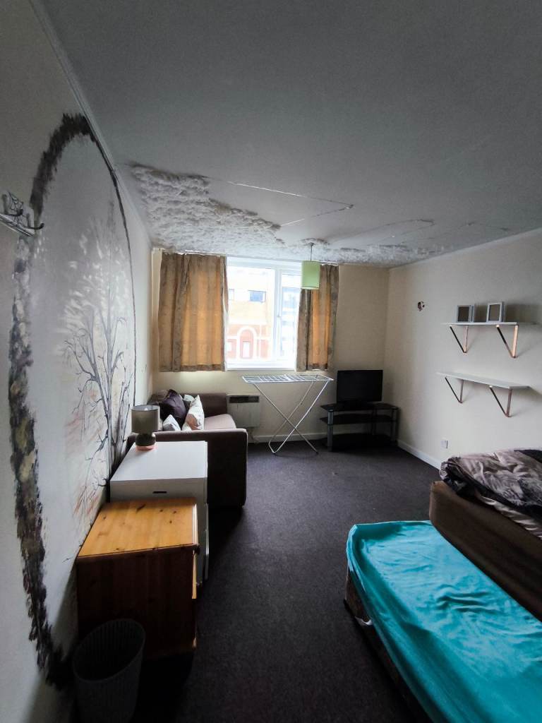 Double room in town centre 
