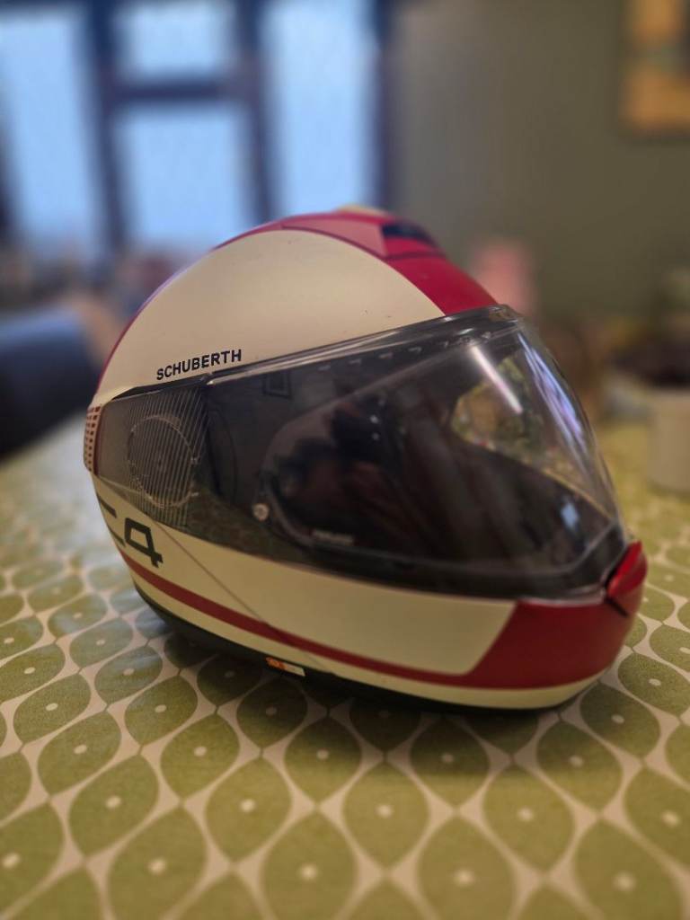 SCHUBERTH  C4
