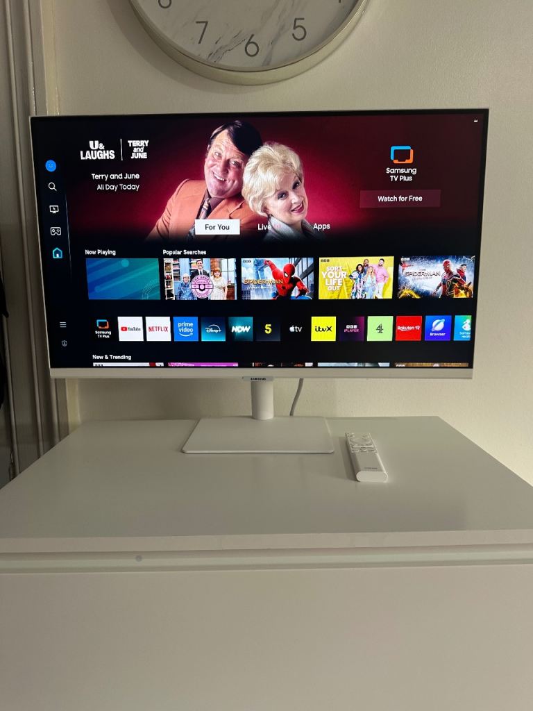 Samsung Smart  27inch- White, As Good As New