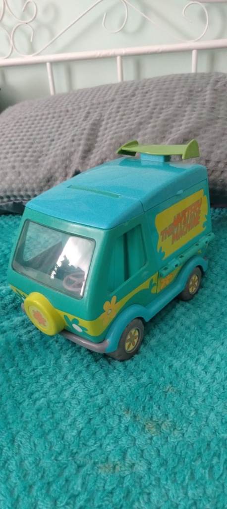 Scooby Doo Mystery Machine Van with Figures – Good Condition