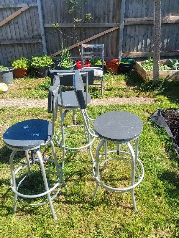 Bargain Stools