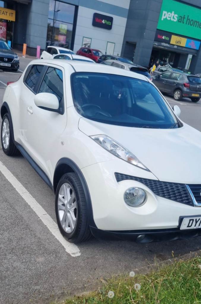 Nissan, JUKE, Hatchback, 2013, Manual, 1598 (cc), 5 doors