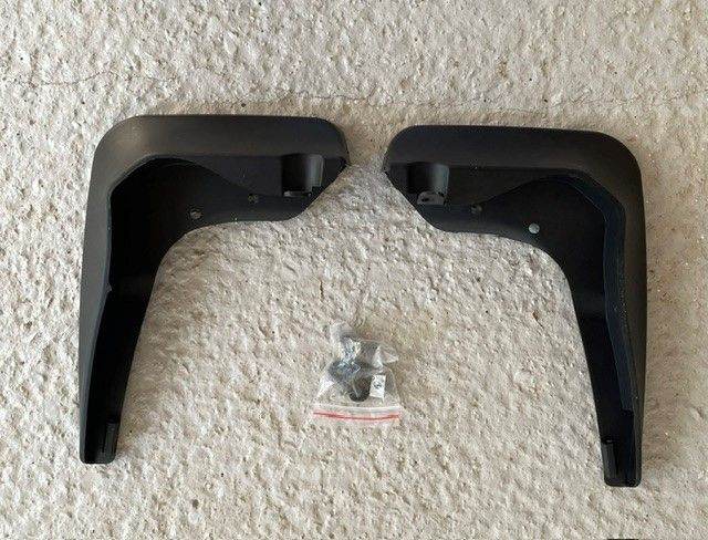 Mercedes C Class (2014 to 2021) Front Mud Flap incl fittings, brand new