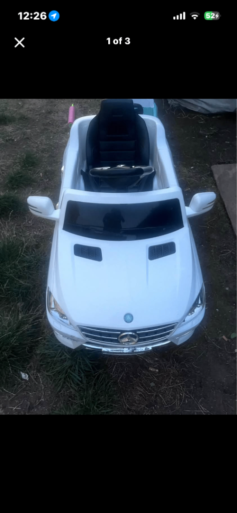 Mercedes-Benz Ride-On Car – White, Good Condition