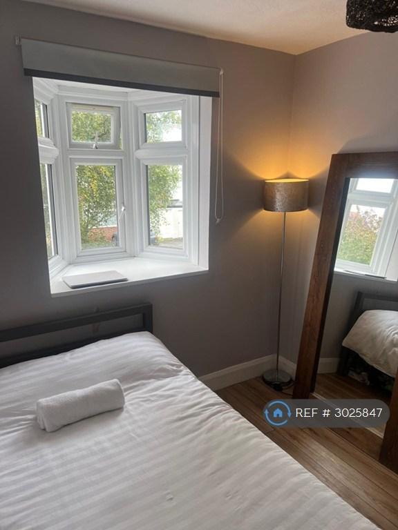 1 bedroom in Northway, Morden, SM4 (#3025847)