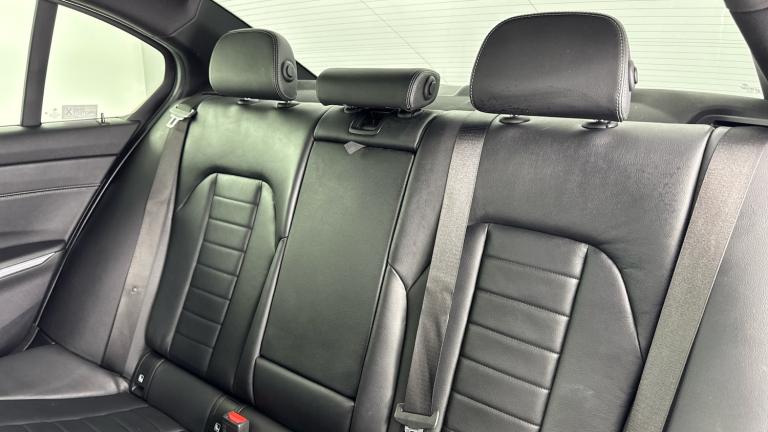 2019 BMW 3 Series 320d M Sport 4dr Step Auto SALOON DIESEL Automatic