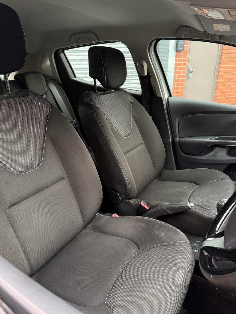 2015 Renault Clio 1.5 dCi 90 Dynamique Nav 5dr HATCHBACK DIESEL Manual