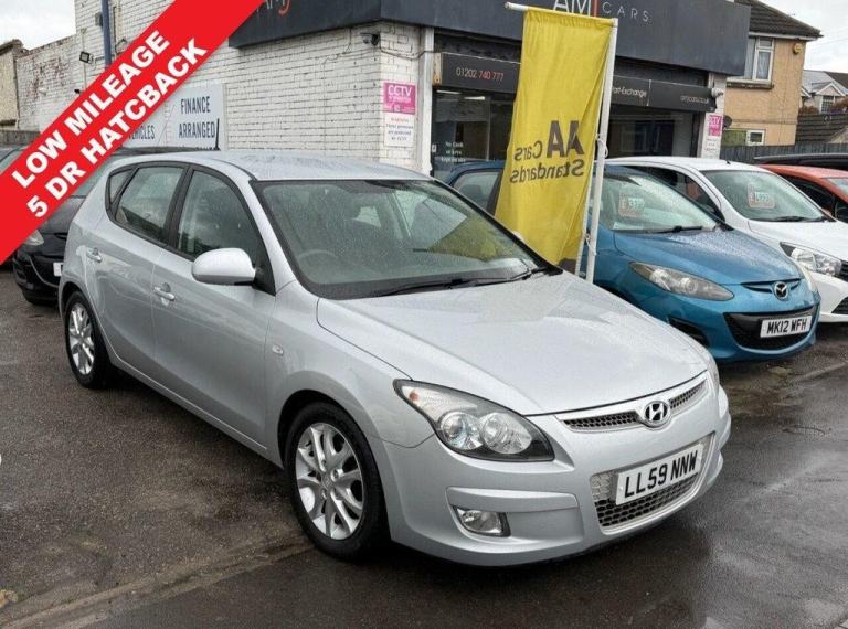2009 Hyundai i30 1.4 ES Hatchback 5dr Petrol Manual Euro 4 (108 bhp) Hatchback P