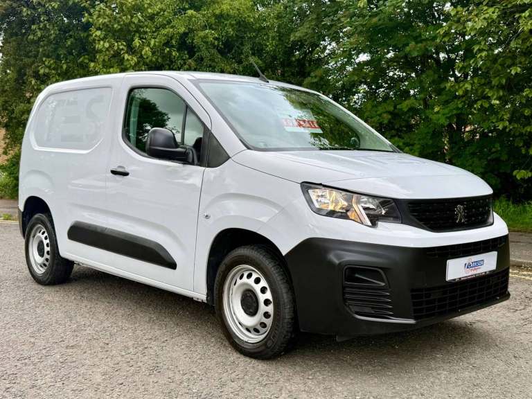 2023 Peugeot Partner 1.5 Partner Professional Premium BHDi Panel Van Diesel Manual